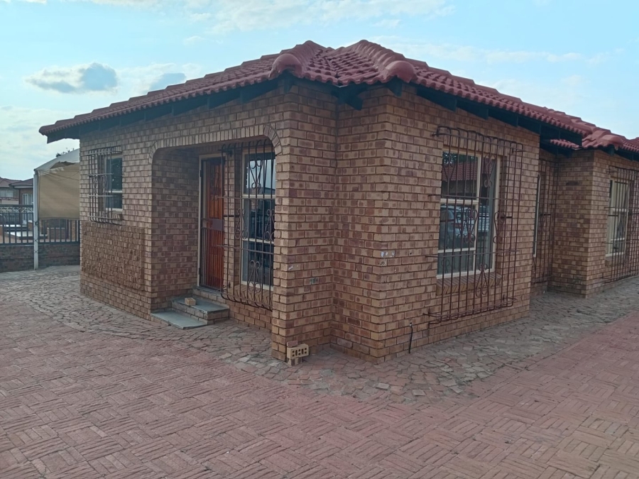 To Let 3 Bedroom Property for Rent in Mabopane Unit B North West